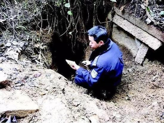 漢中農民因妻子患病轉行盜墓 伙同他人倒賣國家文物128件