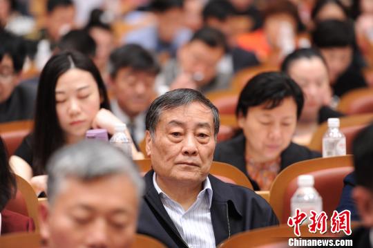 宗慶后談家風：自強不息心懷家國的“宗氏”情懷