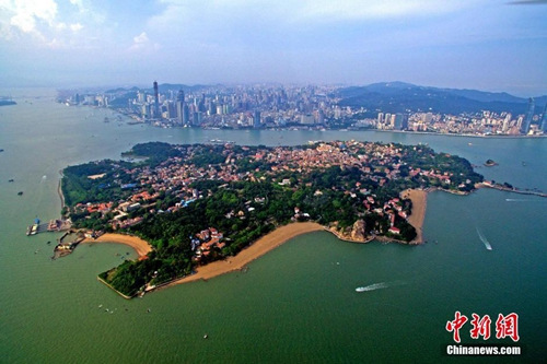 資料圖：鳥瞰鼓浪嶼全景。 王東明 攝