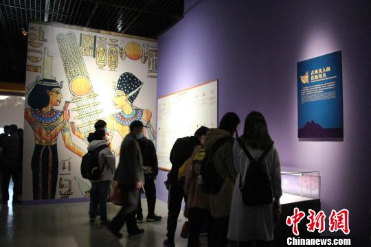 此次展覽由山東博物館主辦，意大利佛羅倫薩國立考古博物館協辦，將持續至6月21日。　趙曉 攝