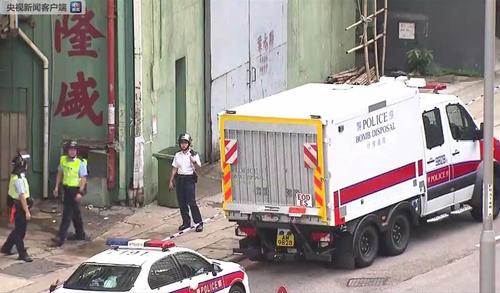 香港警方發現大批疑似爆炸品:封鎖后引爆 1人被捕